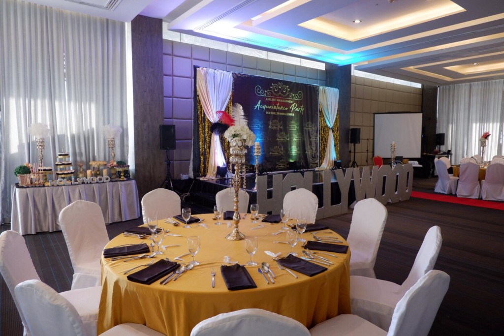 エアラインマネジメント学科のパーティ1