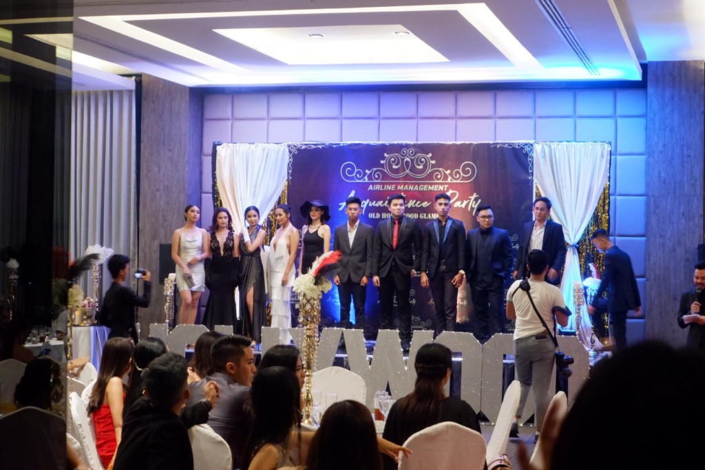 エアラインマネジメント学科のパーティ5