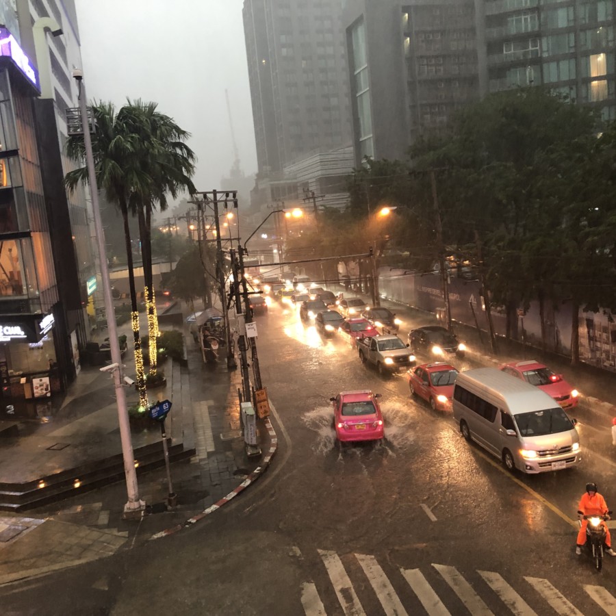 タイでの豪雨の様子